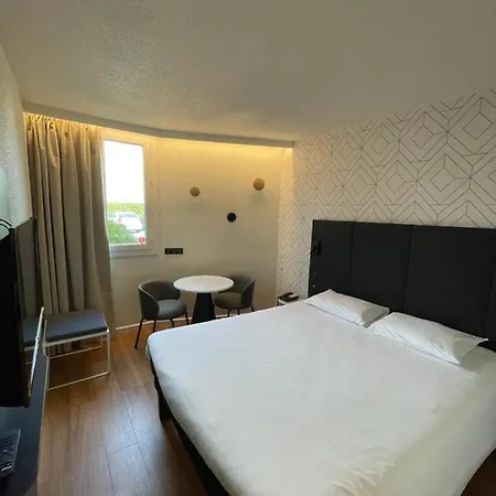 Ibis Beziers Est Mediterranee A9/A75 (Adults Only) Exterior photo